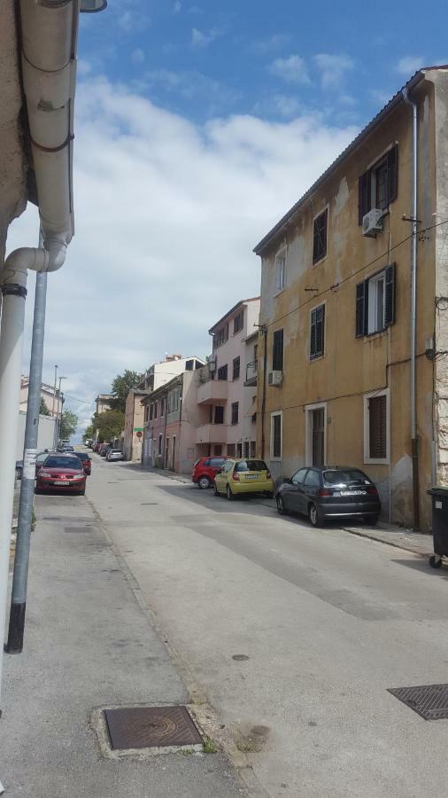 Apartment Kety بولا المظهر الخارجي الصورة